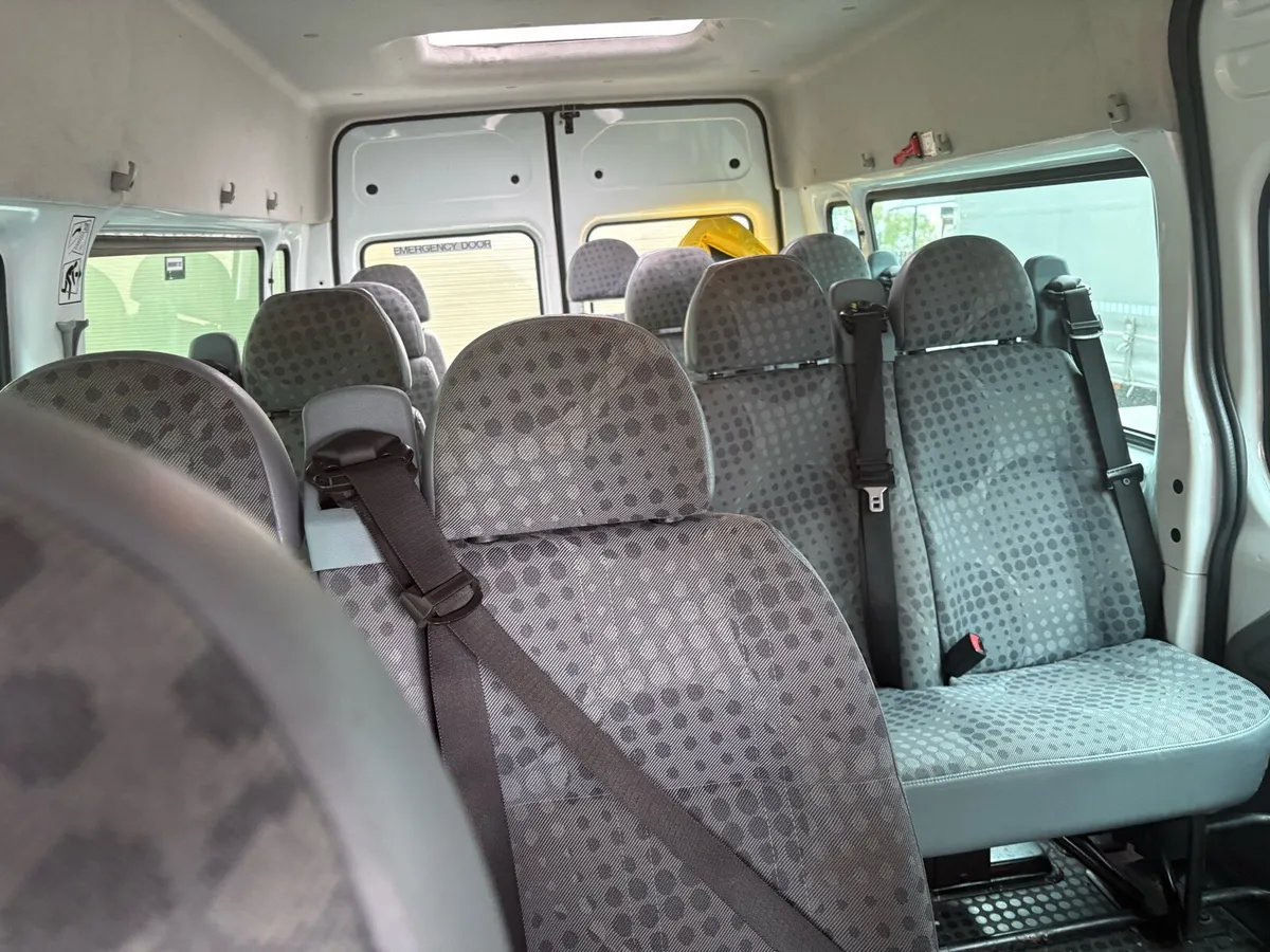 Ford transit bus - Image 3