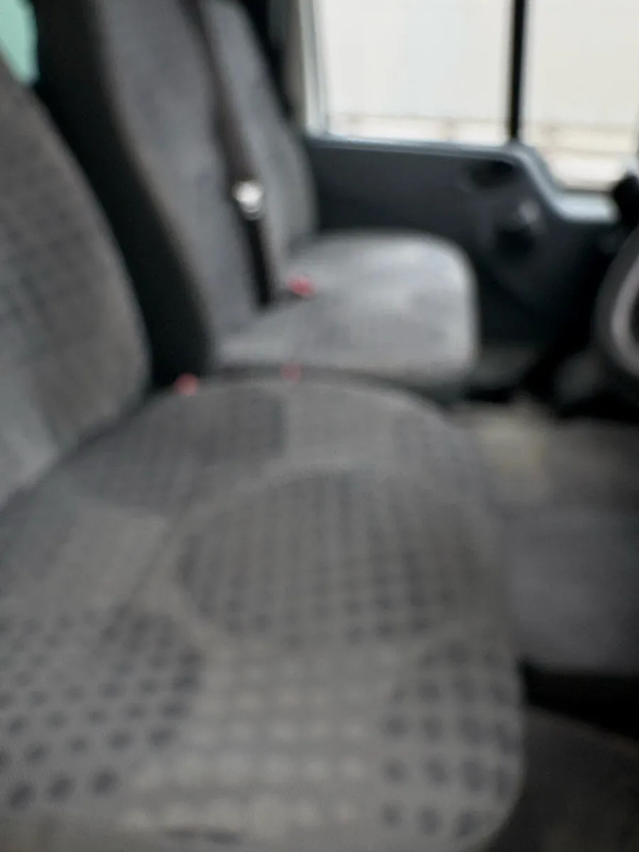 Ford transit bus - Image 4