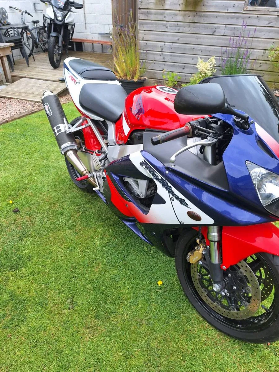 Honda Fireblade - Image 1