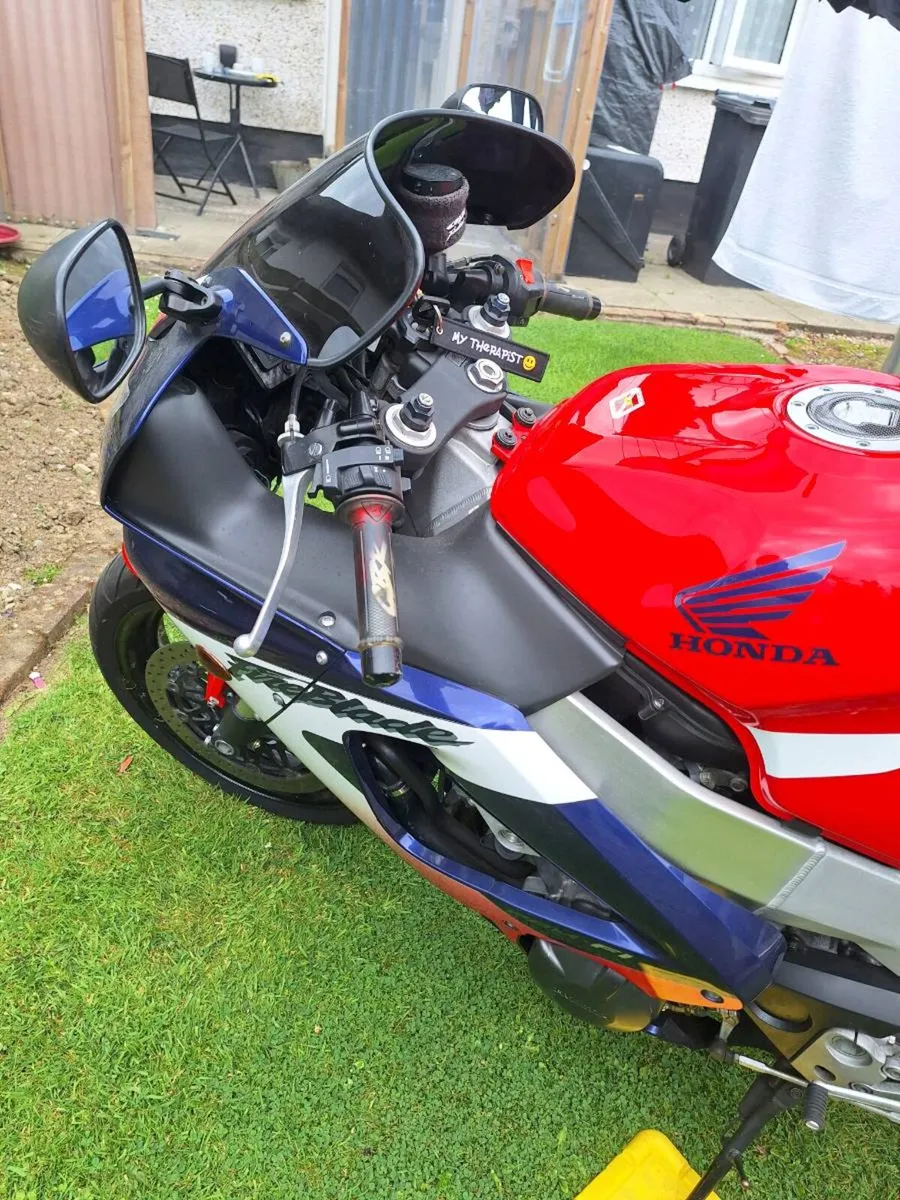 Honda Fireblade - Image 3