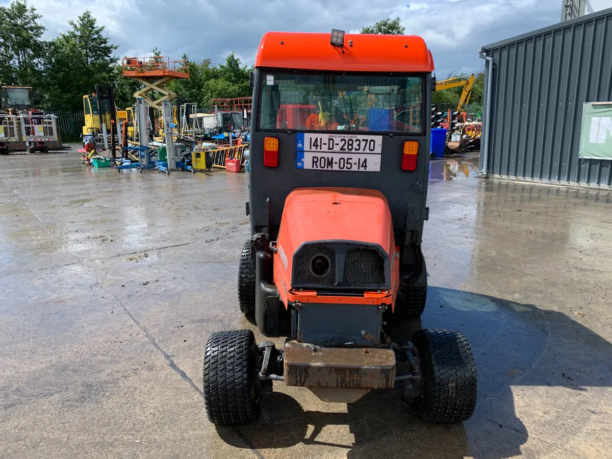 UNRESERVED 2013 KUBOTA F3890 OUT FRONT MOWER - Image 4