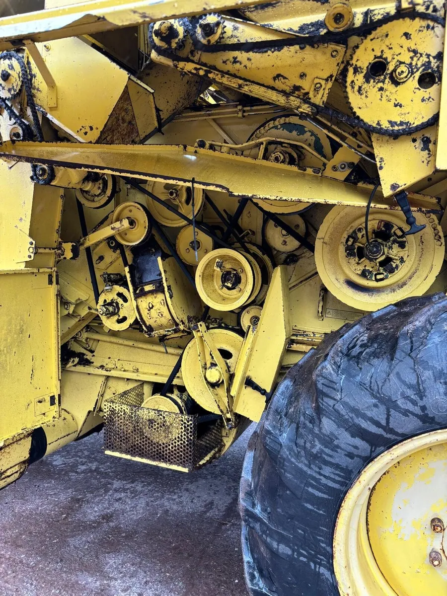 New Holland 8060 - Image 4
