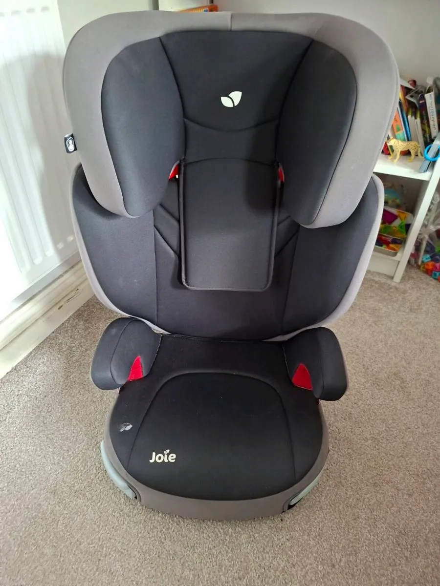 2 x Joie isofix - Image 1
