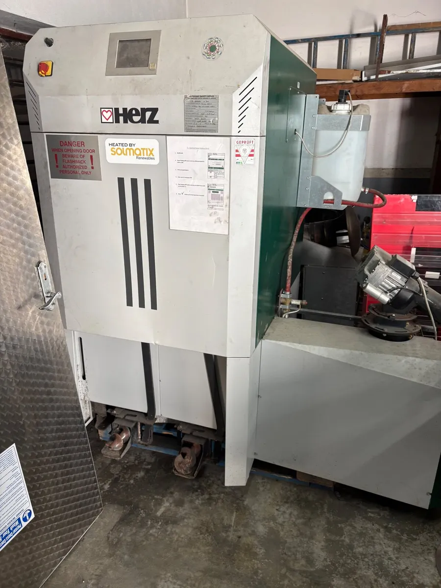 RHI Herz wood pellet boiler and accessories - Image 1