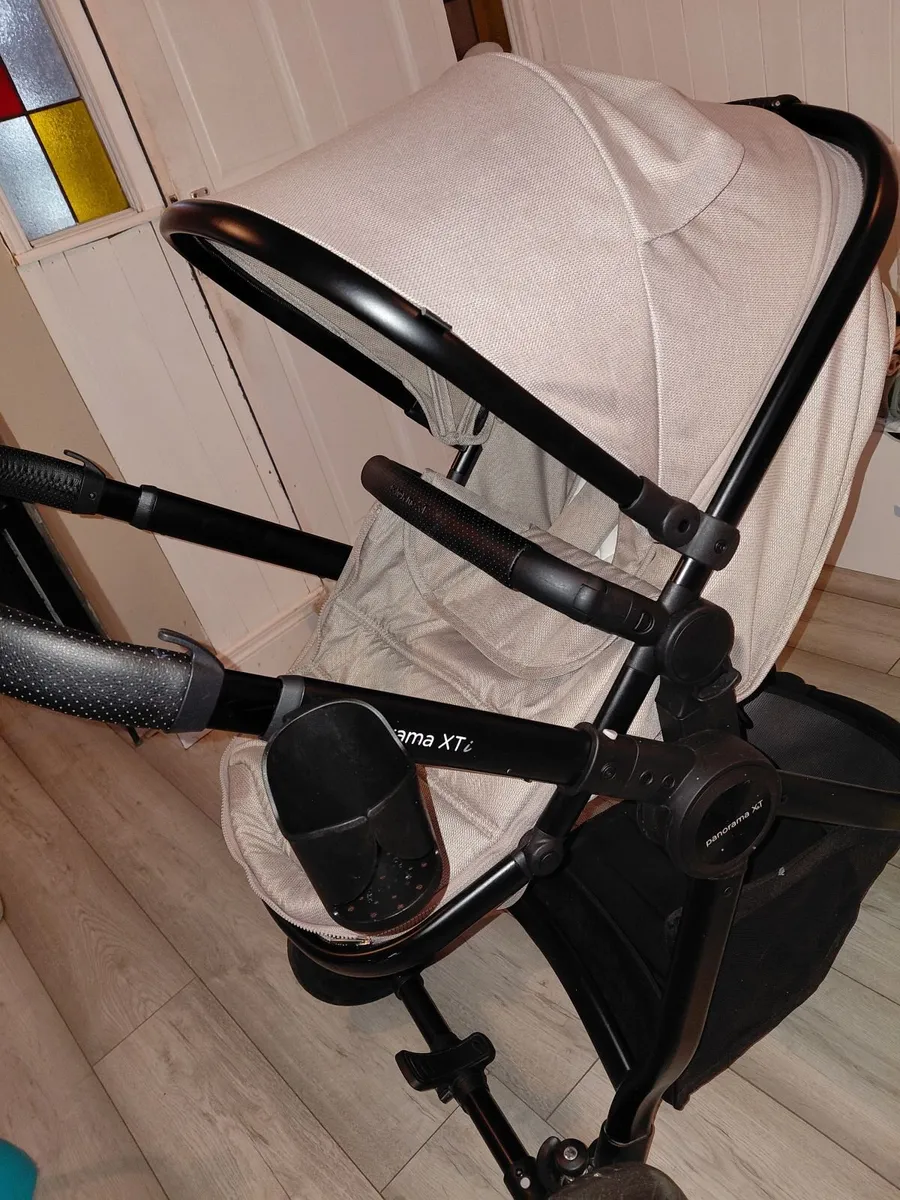 Panorama XTi travel system - Image 1