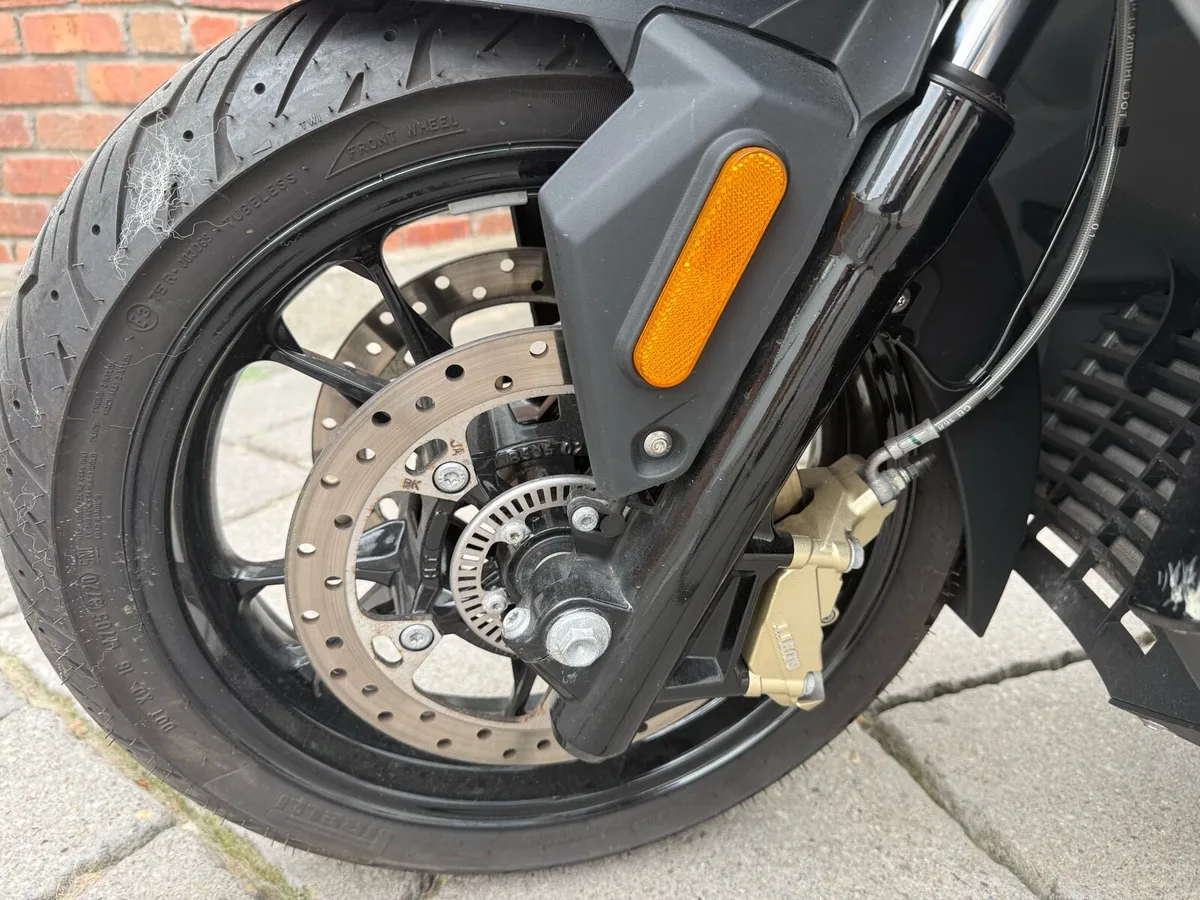 Cx400 sports - Image 4