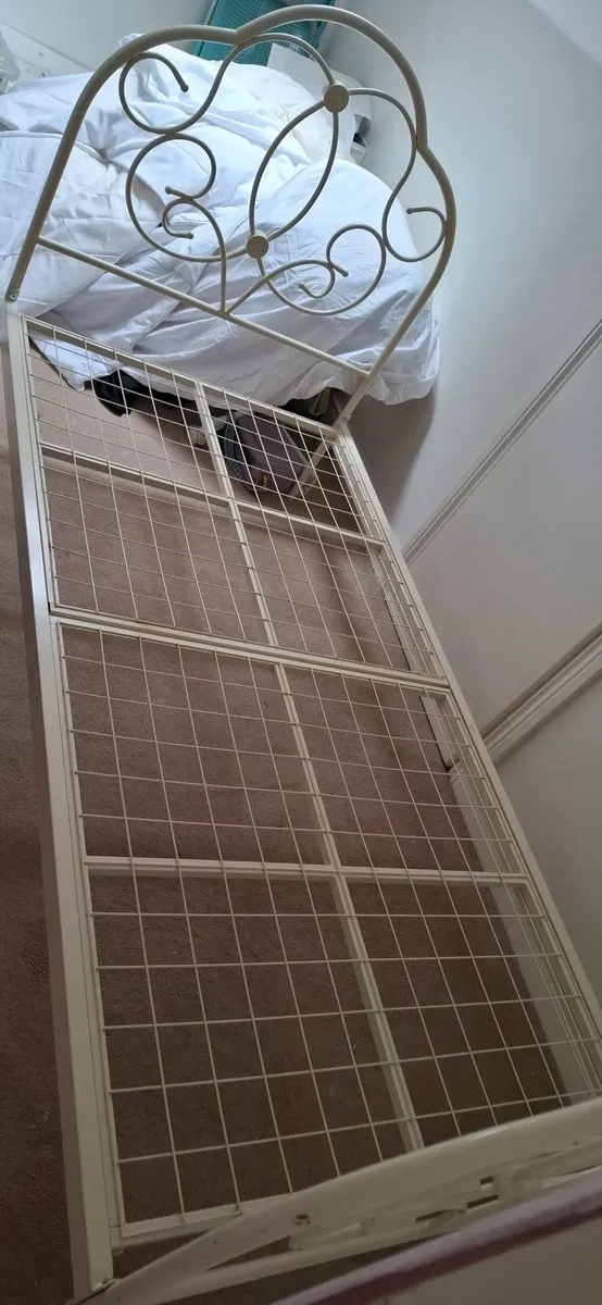 Single bed metal frame - Image 4