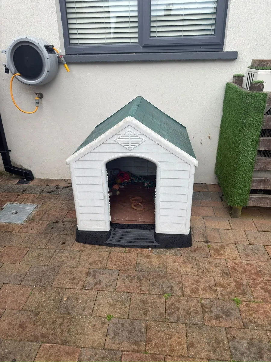 All-Weather Plastic Dog Kennel / House - Image 1
