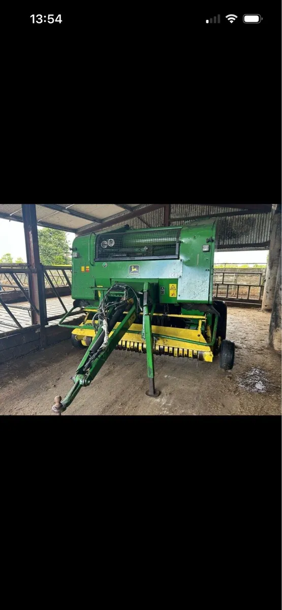 JOHN DEERE  575 BALER - Image 1