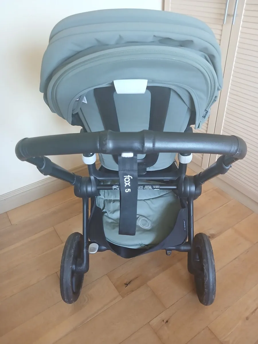 Bugaboo Fox 5 Buggy and Pram with accessories - Image 3