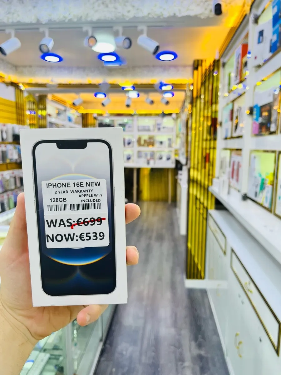 🔥iPhone 16e 128GB new 2Year Apple WTY🔥😎 - Image 2