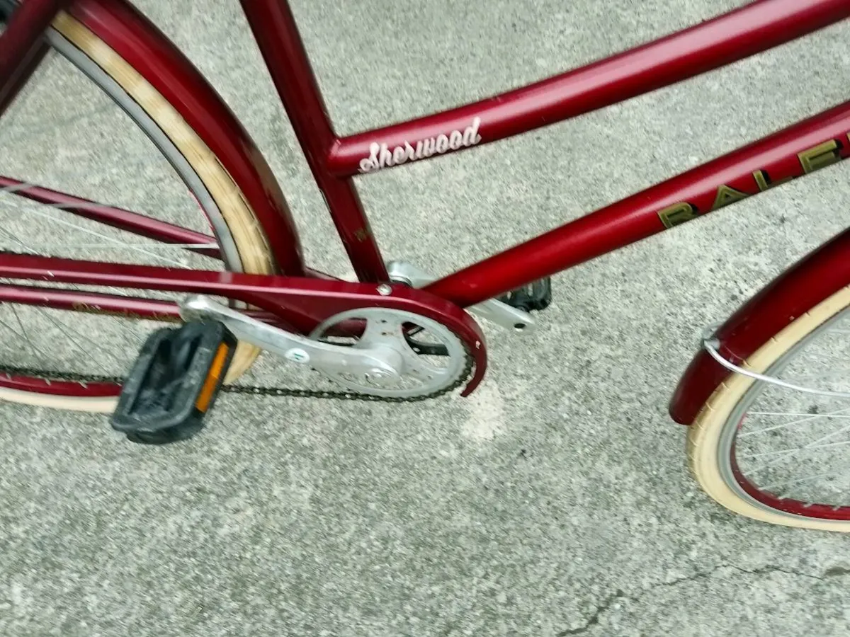 Ladies bike - Image 4