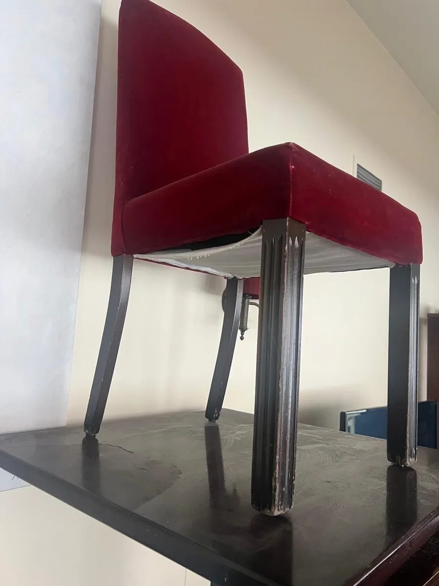 Velvet Chair - Image 1