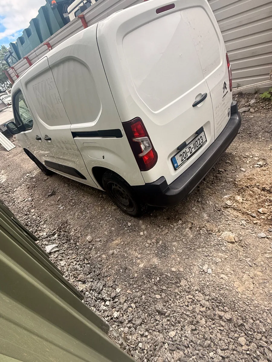 Citroen Berlingo 2020 - Image 2