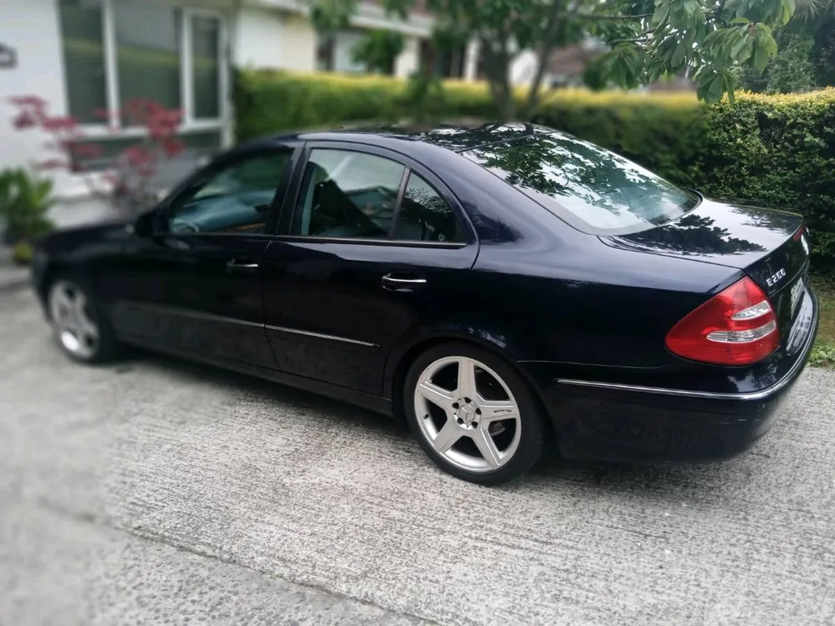 Beautiful e class automatic NCT 7/27 - Image 4