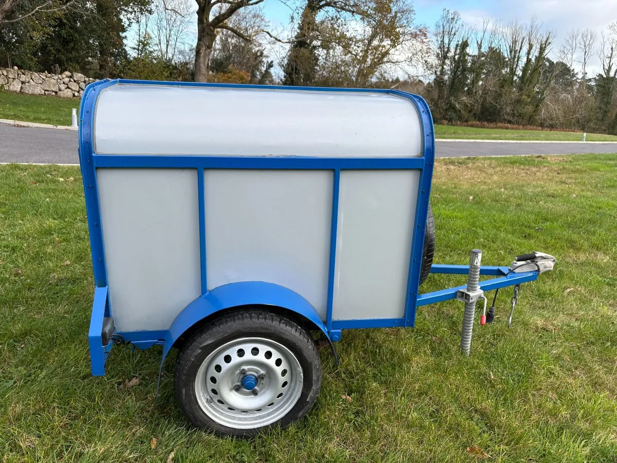 Dog Trailer - Image 3
