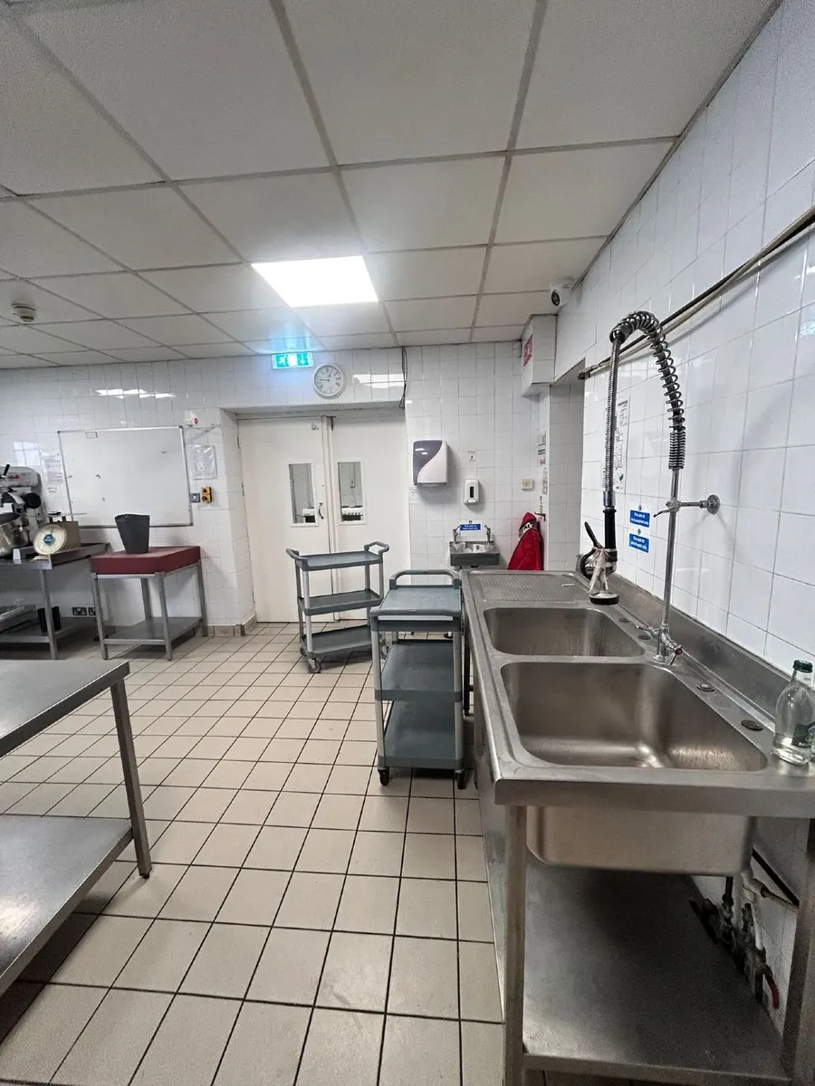 kitchen - Image 2