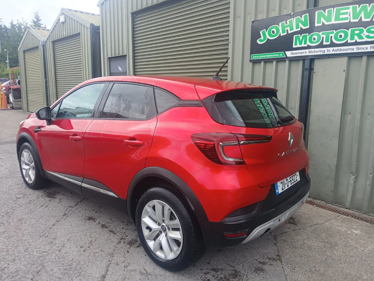 Renault Captur 2021 dsl car van - Image 3