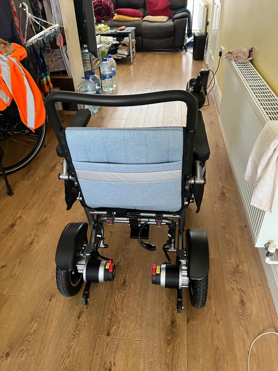 T56 Powerchair. Folding - Image 1