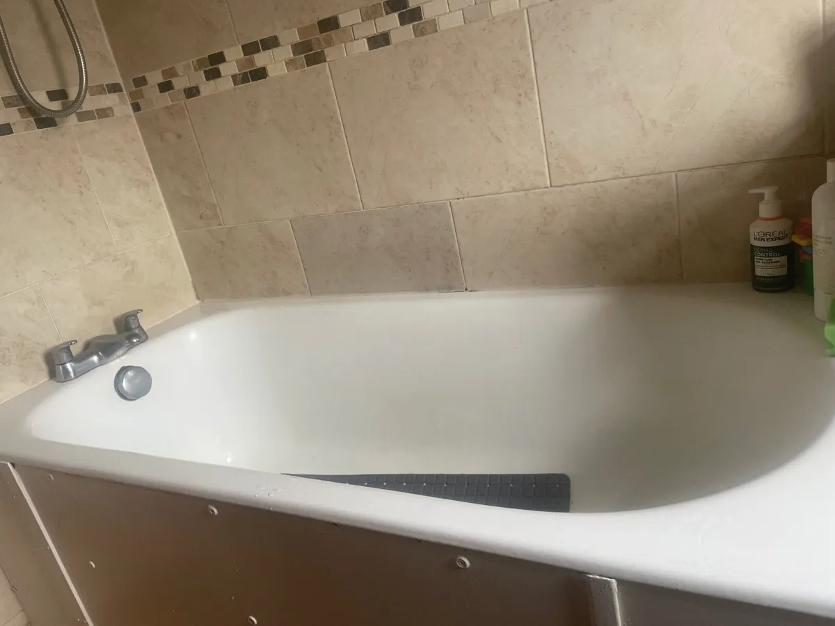 Cast Iron Bath - Image 2