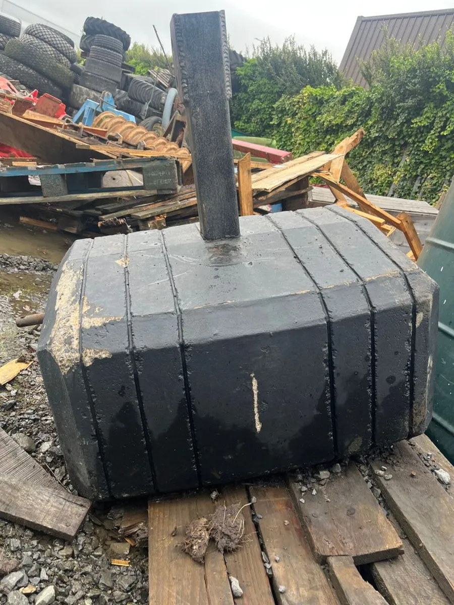 Weight Block (400kg) - Image 4