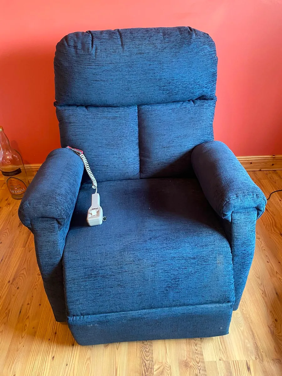 Pride Electric Rise & Recline chair - Image 2