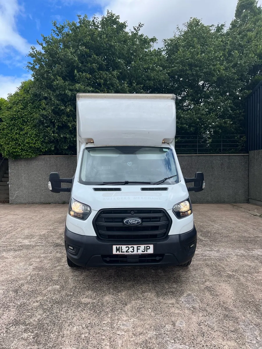 Ford transit Luton tail lift 2023 - Image 2