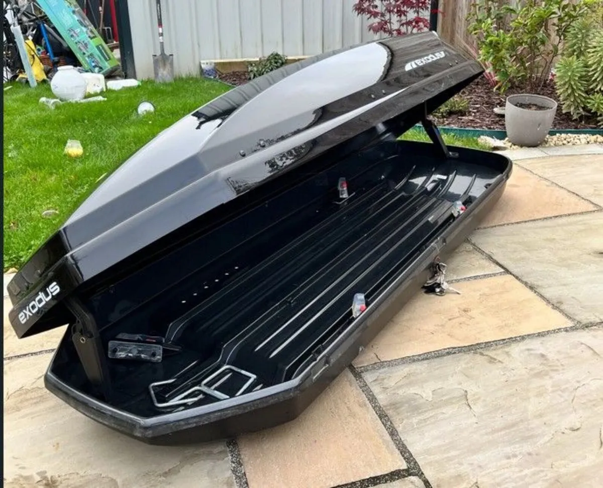 Roof Box - Exodus 360 - Image 1