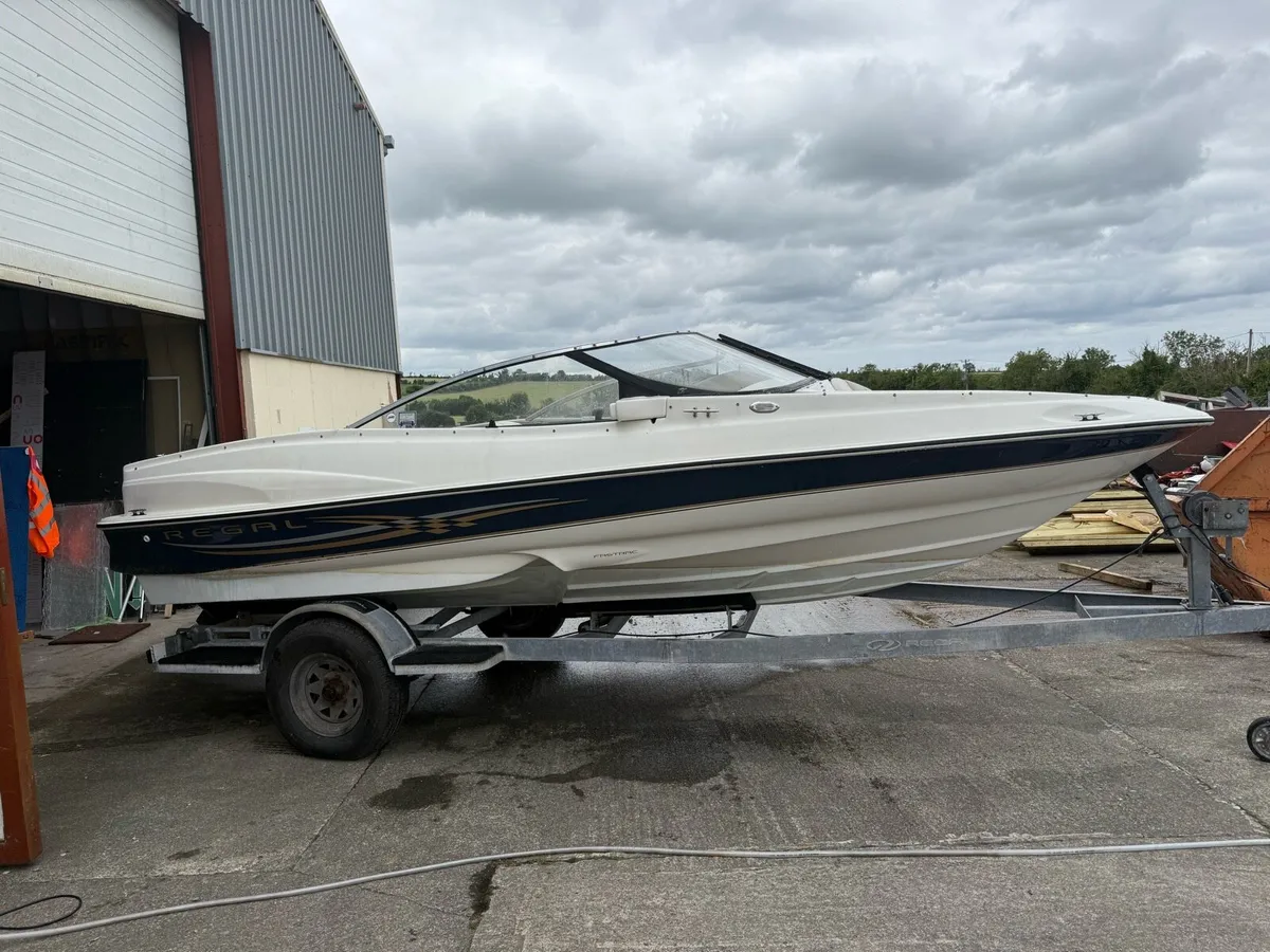 Regal 180LSR 4.3 bow rider for sale - Image 2