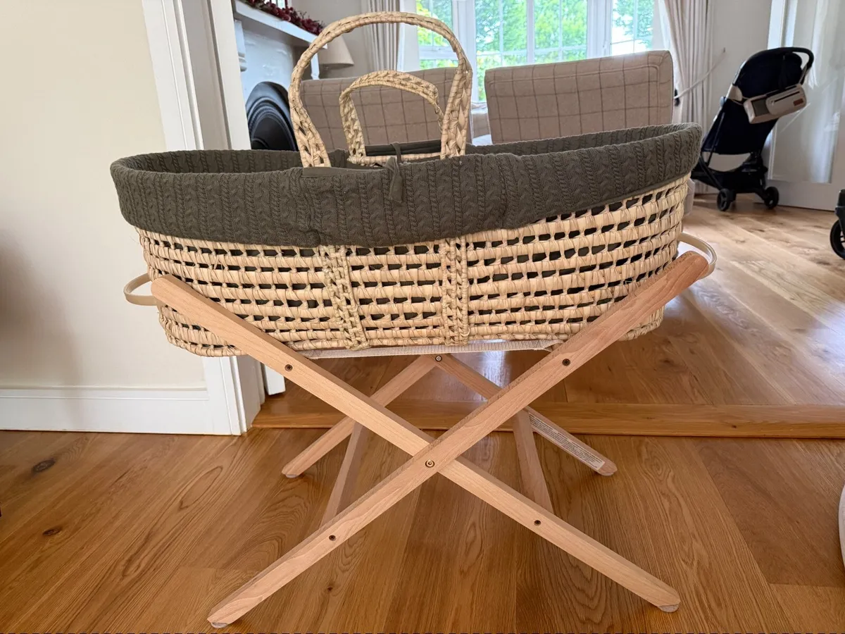 Green sheep Moses Basket - New!!