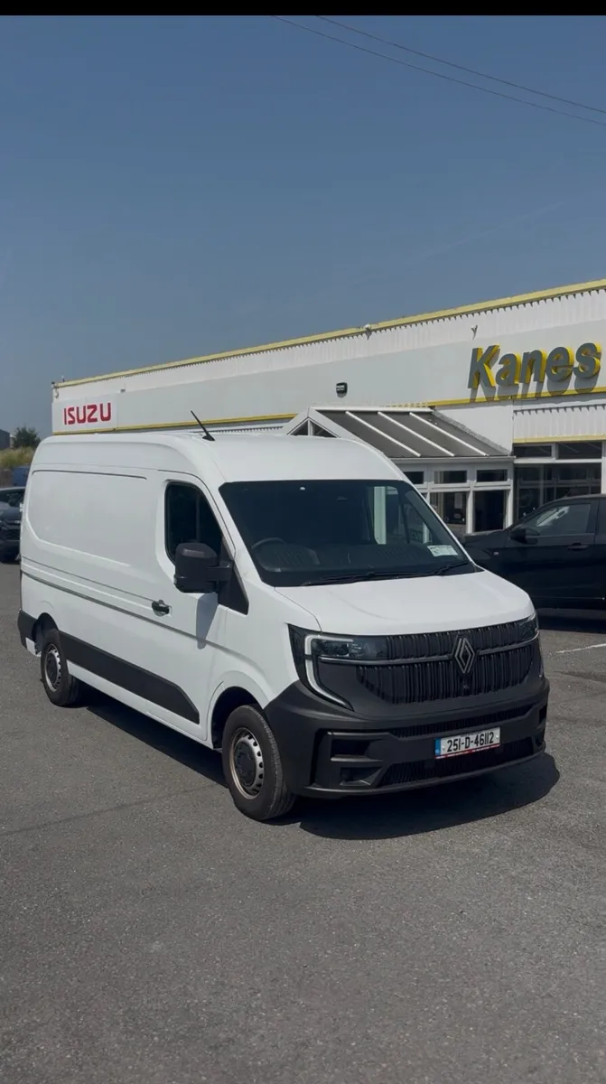Renault Master 2025 - Image 1