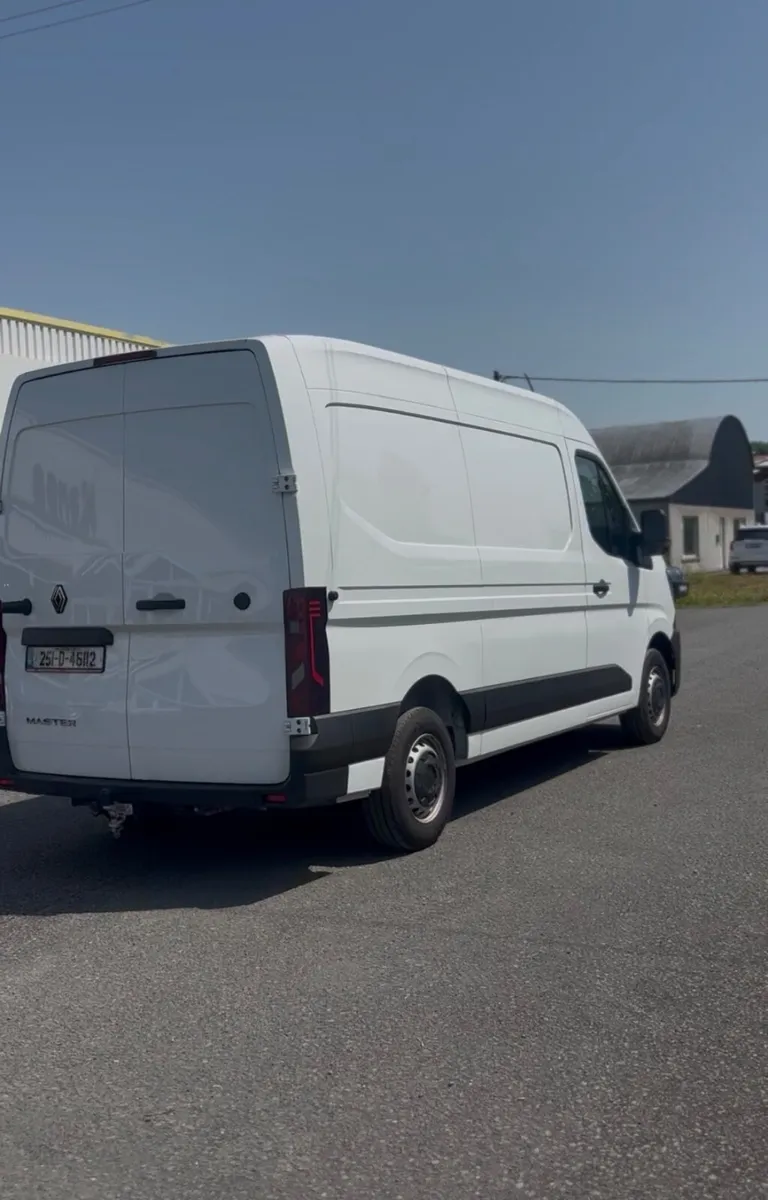 Renault Master 2025 - Image 3