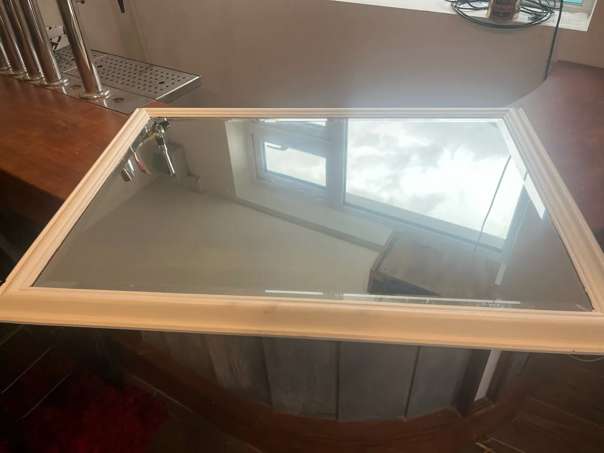 2 x mirrors - Image 1