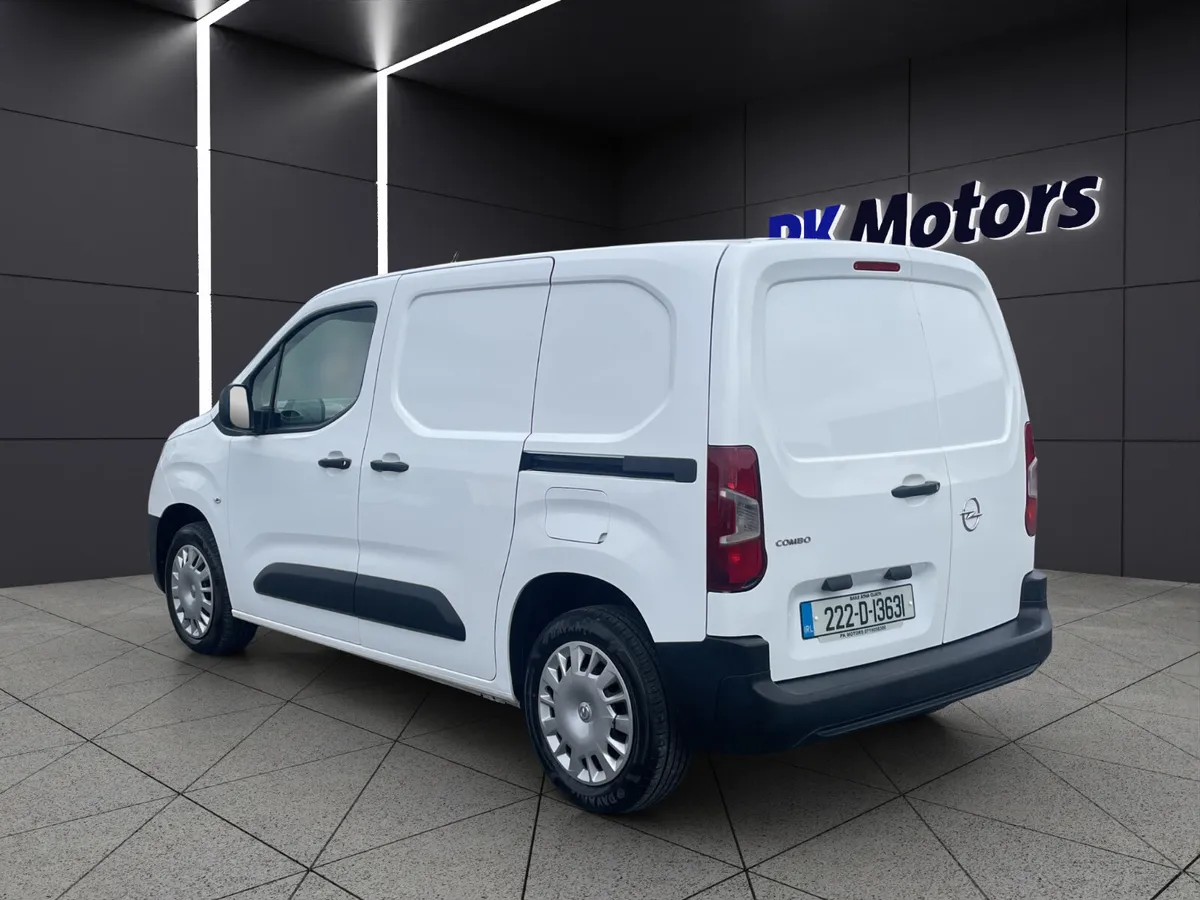 Opel Combo 2022 - Image 4