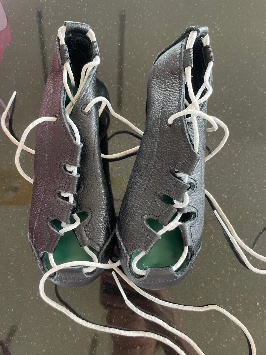 Dance poms - Image 1