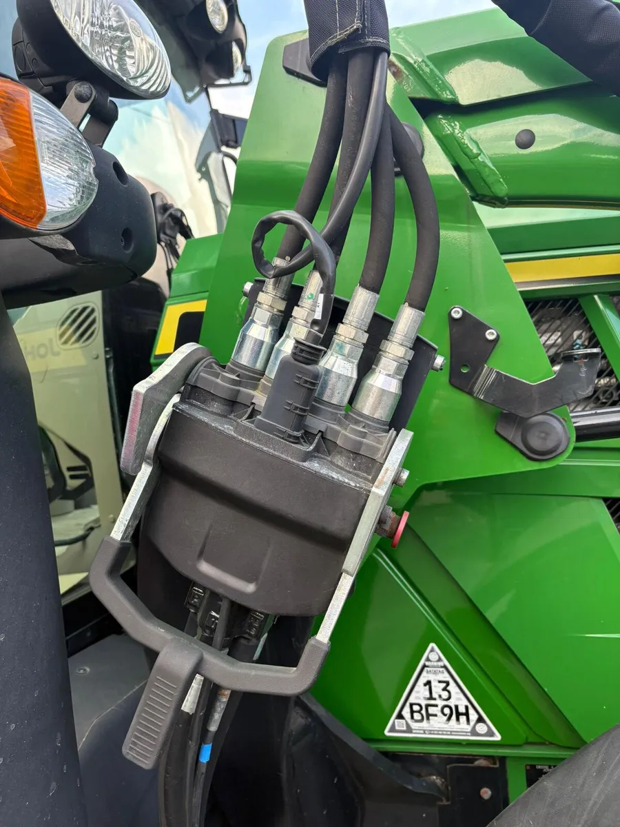 2023 John Deere 6R120 & Q4M Loader - Image 4