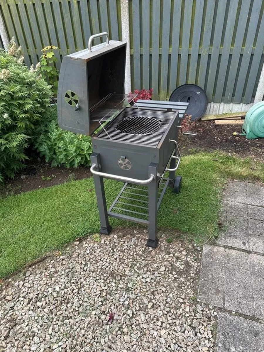 BBQ for sale - Image 1