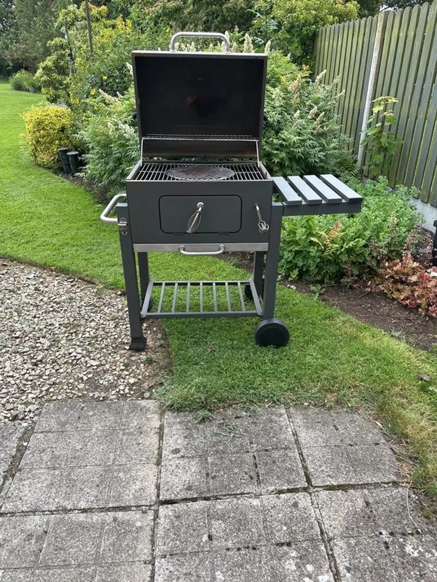 BBQ for sale - Image 2