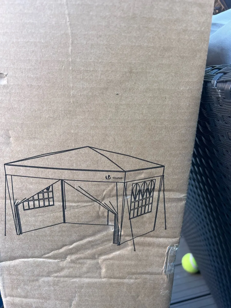 Gazebos x 2 1 new in box and one open - Image 4
