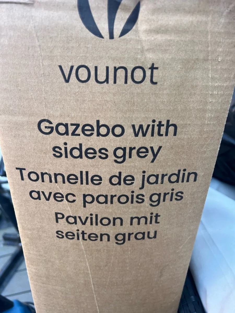 Gazebos x 2 1 new in box and one open - Image 1