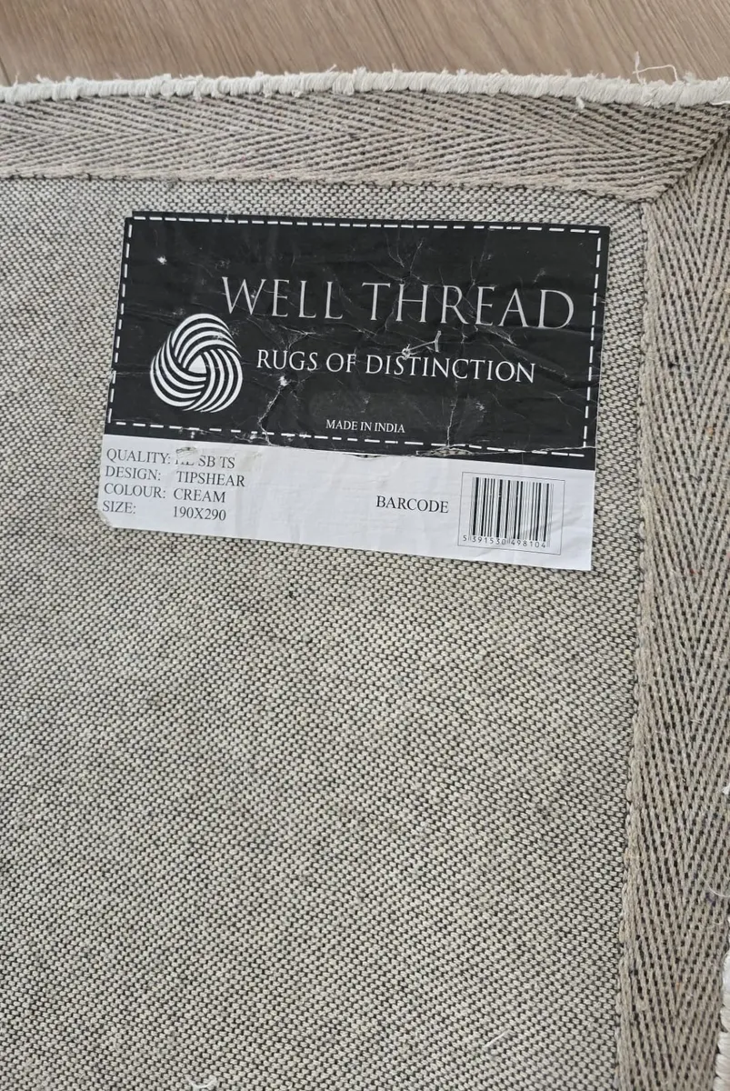 Large Cream Rug 190x290cm - Image 4
