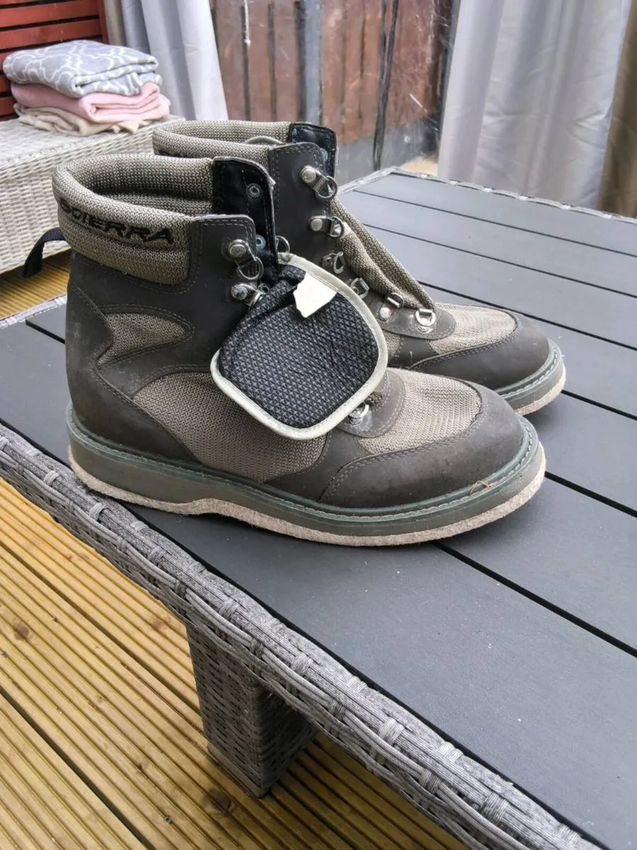 Scierra  boots - Image 1