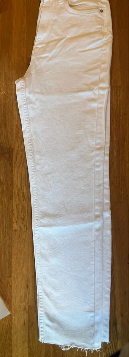 Stradivarius White Jeans - Image 1