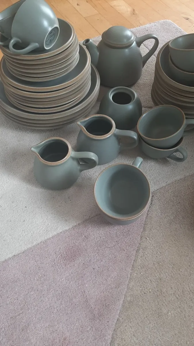 Dinner Service.Unused. - Image 2