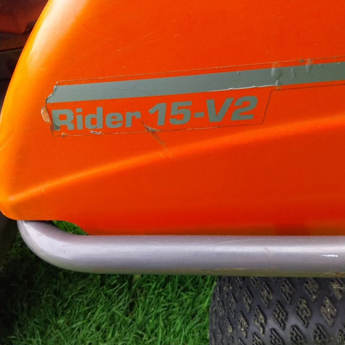 Husqvarna rider 15 v2 - Image 2