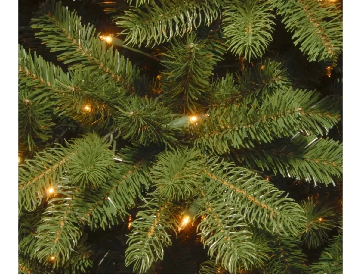 9ft Pre lit Christmas tree - Image 2