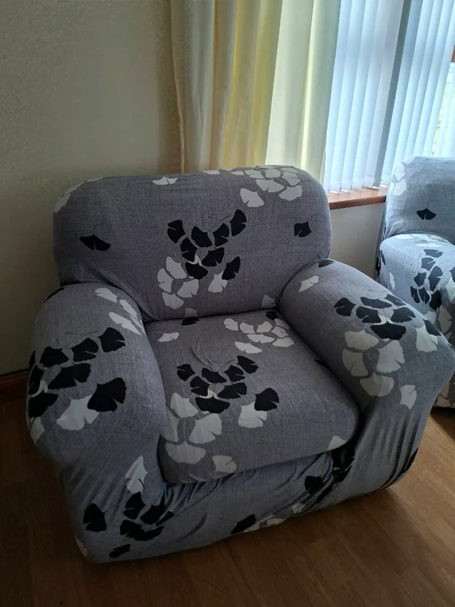 3 Piece Suite - Image 1