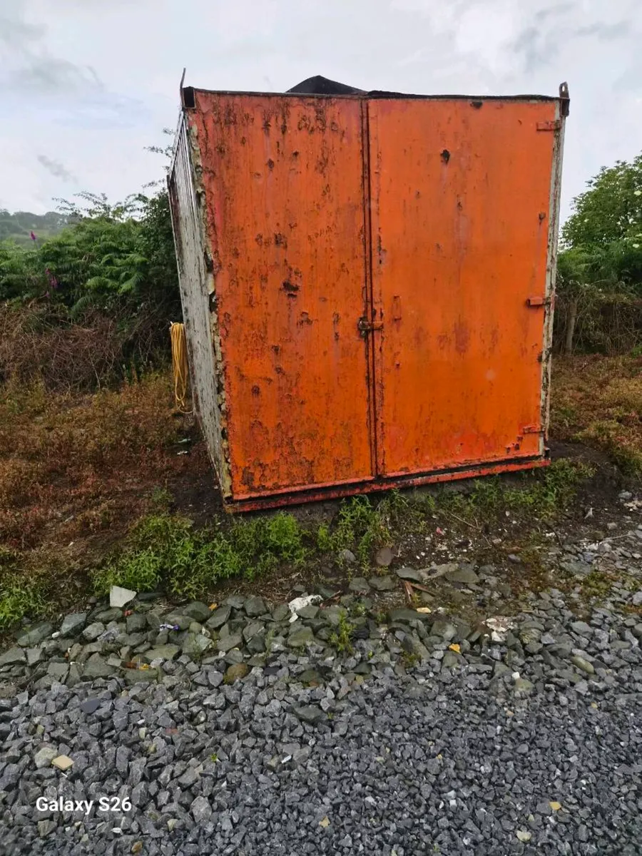 Storage container - Image 1