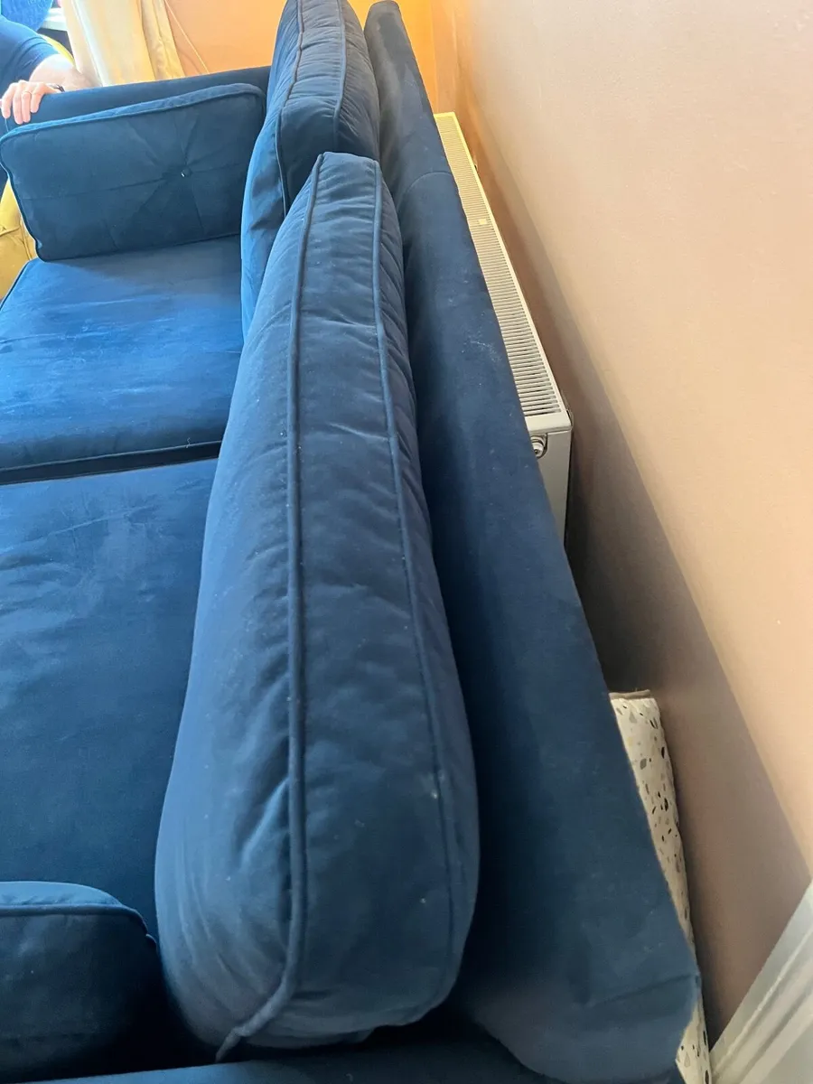 3-Seater Navy Velvet Sofa - Image 4
