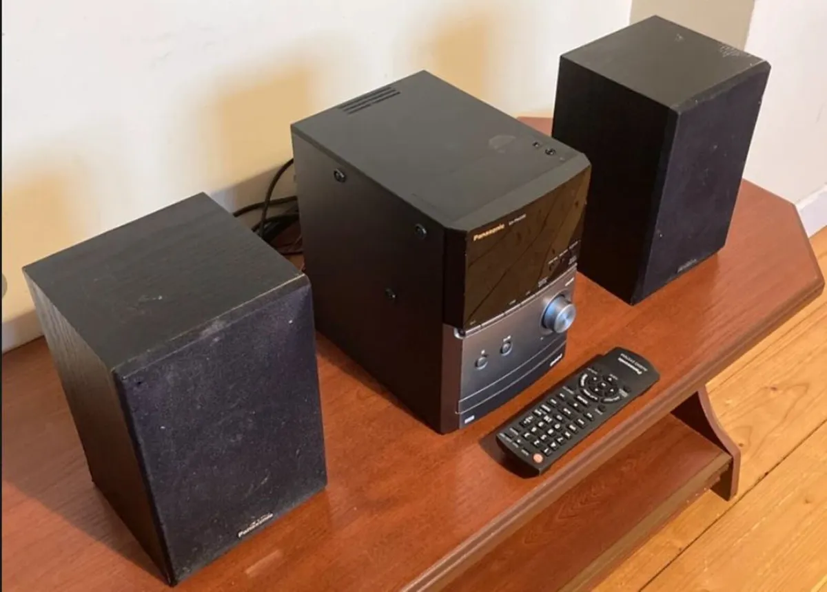 Panasonic  Stereo System – Radio & USB + Remote - Image 4